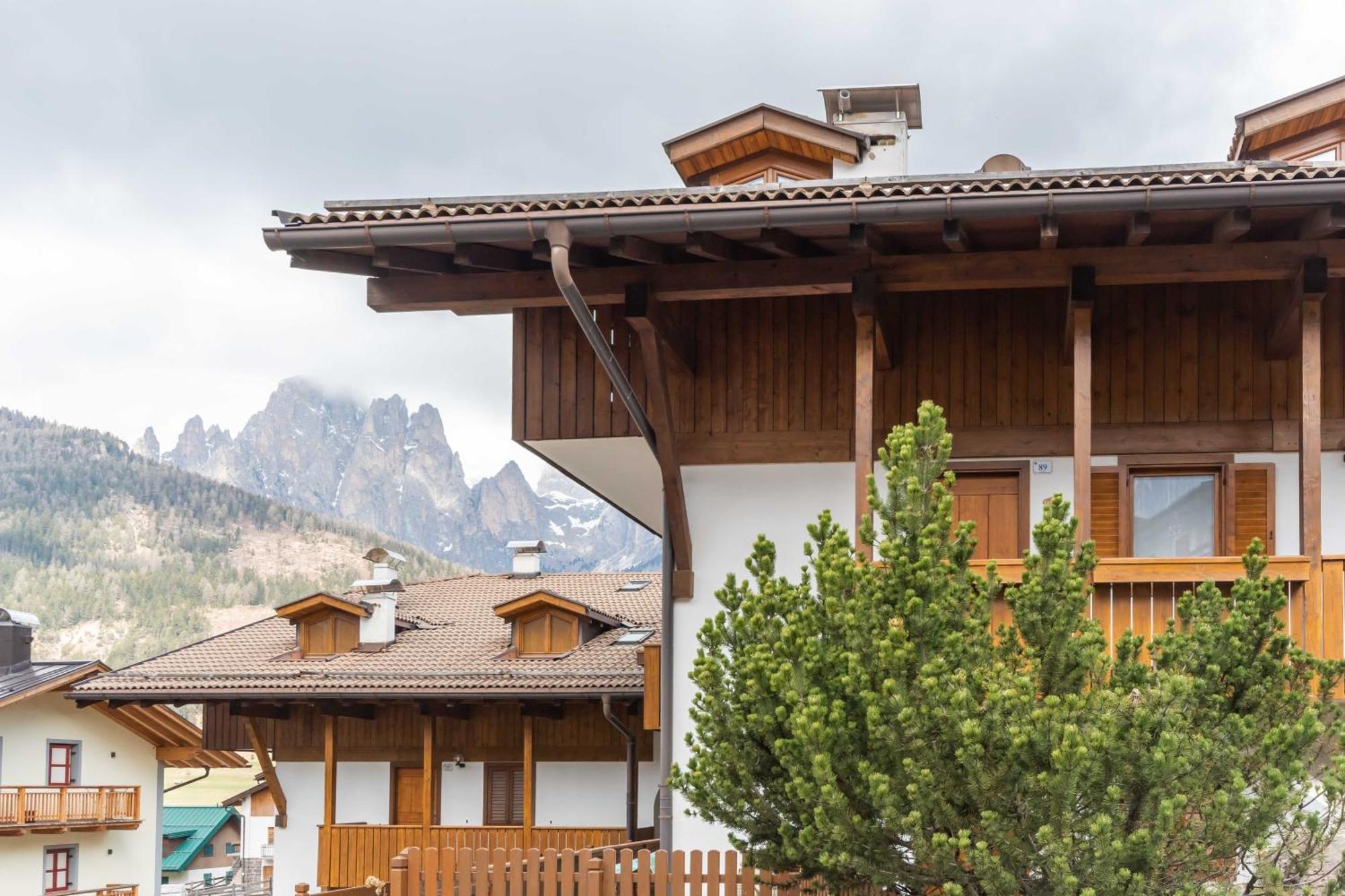 Casa Fave' Appartement Pozza di Fassa Buitenkant foto